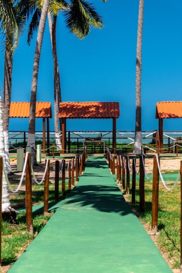 Parque Dos Coqueiros- Bangalos E Suites Марагожи Экстерьер фото